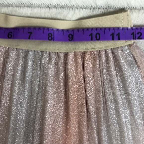 Pleated skirt - Picture 7 of 9